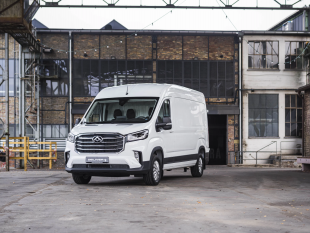 Maxus Deliver9