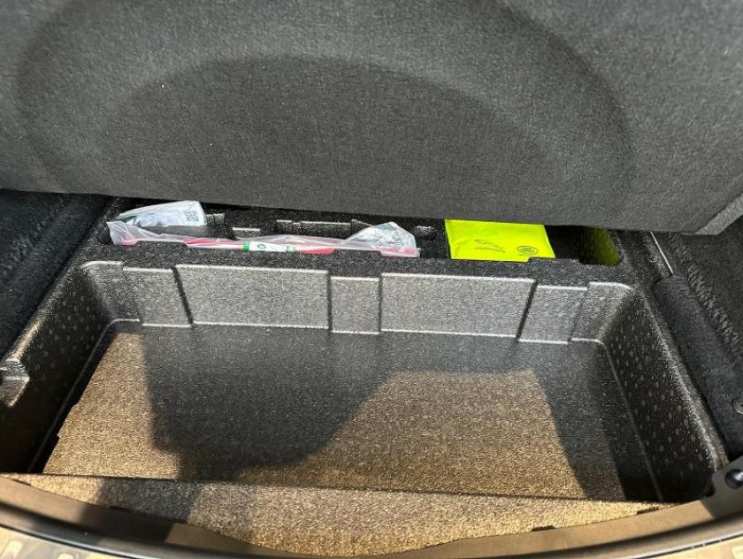 Jaguar E-pace P200 Flexfuel Mhev 200ch R-dynamic Se - Visuel #14