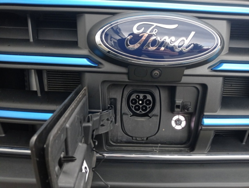 Ford Transit 2t Fg Pe 350 L2h2 198 Kw Batterie 75/68 Kwh Trend Business - Visuel #19