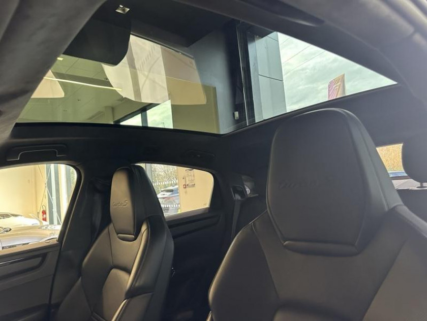 Porsche Cayenne Coupe 4.0 V8 680ch Turbo S E-hybrid - Visuel #17