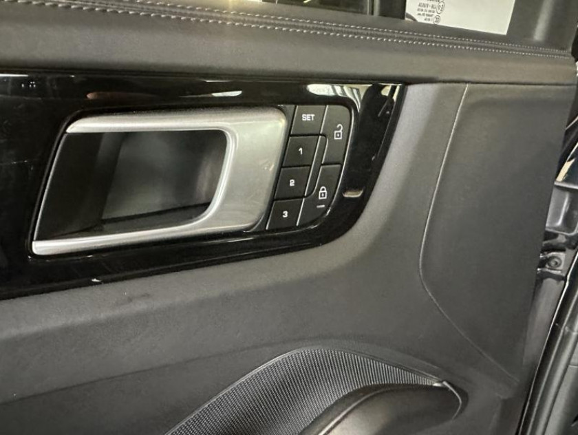 Porsche Cayenne Coupe 4.0 V8 680ch Turbo S E-hybrid - Visuel #18