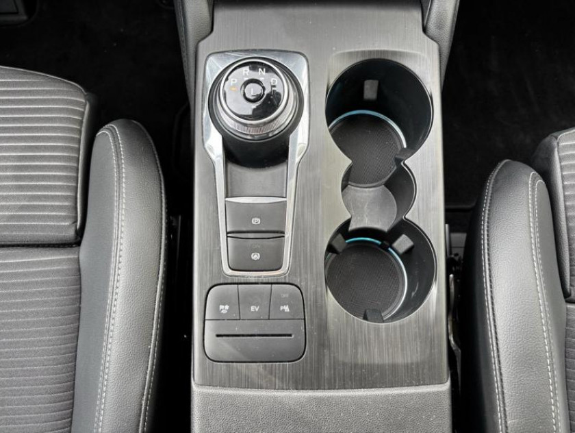 Ford Kuga 2.5 Duratec 243ch Hybride Rechargeable Titanium Powershift - Visuel #10