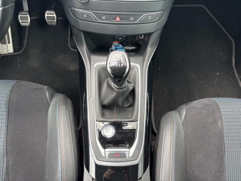 Peugeot 308 1.2 Puretech 110ch E6.3 S&s Tech Edition - Visuel #9