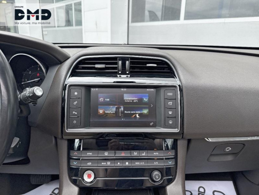 Jaguar F-pace V6 3.0d 300ch Prestige 4x4 Bva8 - Visuel #6