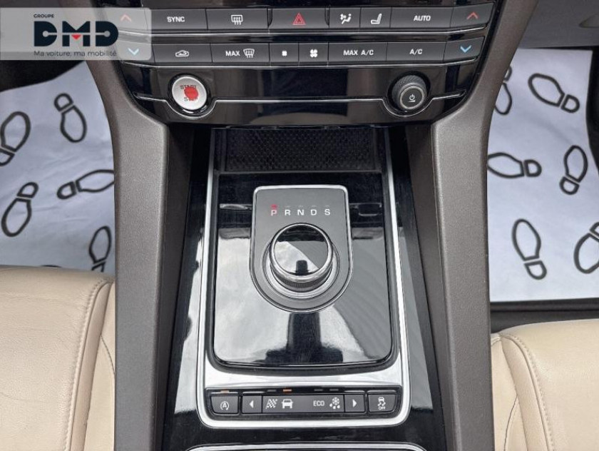 Jaguar F-pace V6 3.0d 300ch Prestige 4x4 Bva8 - Visuel #8