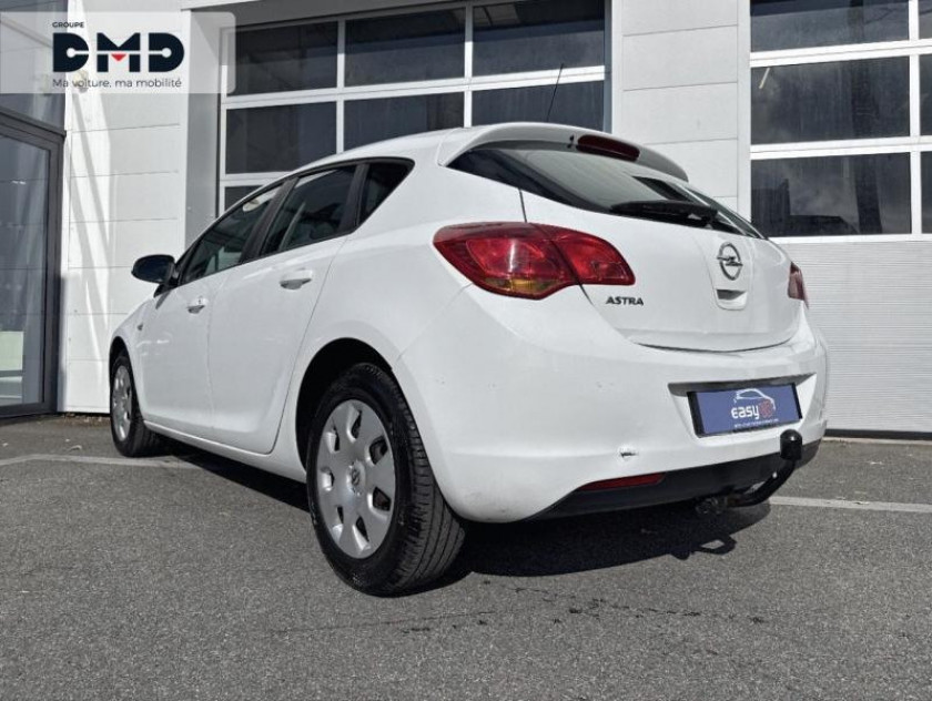 Opel Astra 1.4 Twinport Enjoy - Visuel #3