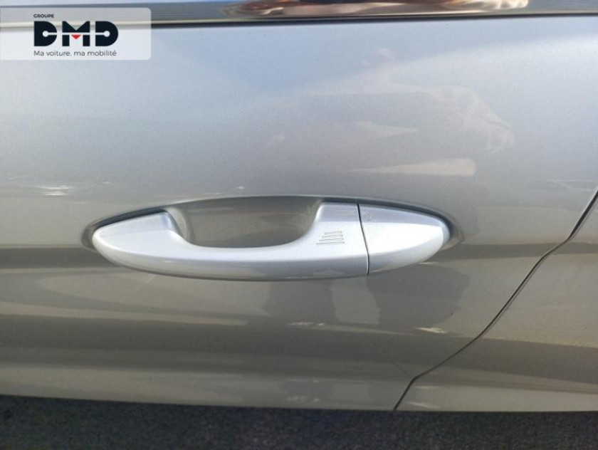 Ford Fiesta 1.0 Ecoboost Hybrid 125ch Titanium Business 5p - Visuel #14