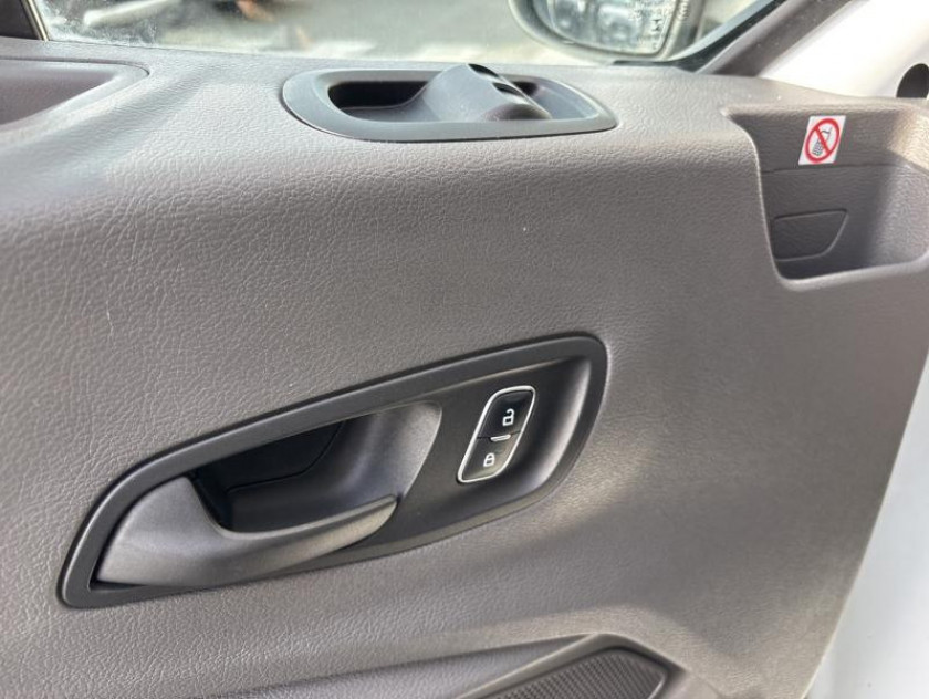 Ford Transit 2t Fg T310 L3h2 2.0 Ecoblue 130ch S&s Trend Business - Visuel #2