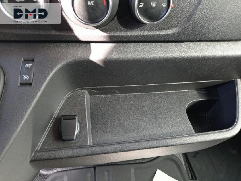 Renault Master Fg F3300 L2h2 2.3 Blue Dci 150ch Grand Confort Euro6 - Visuel #17