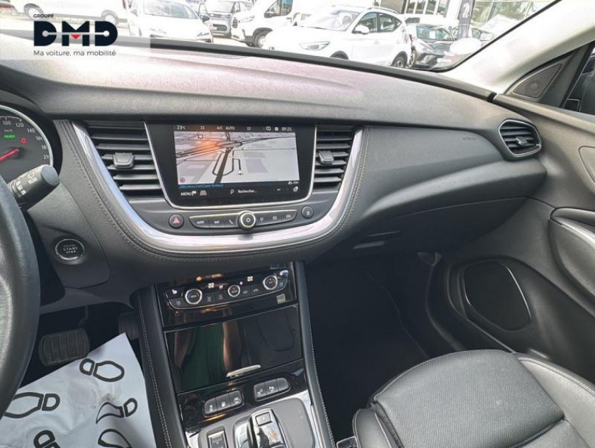 Opel Grandland X Hybrid4 300ch Ultimate 11cv - Visuel #6