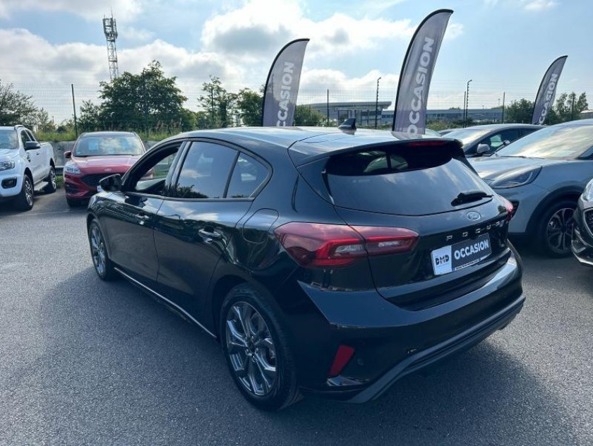 Ford Focus 1.0 Flexifuel Mhev 125ch St-line X - Visuel #3