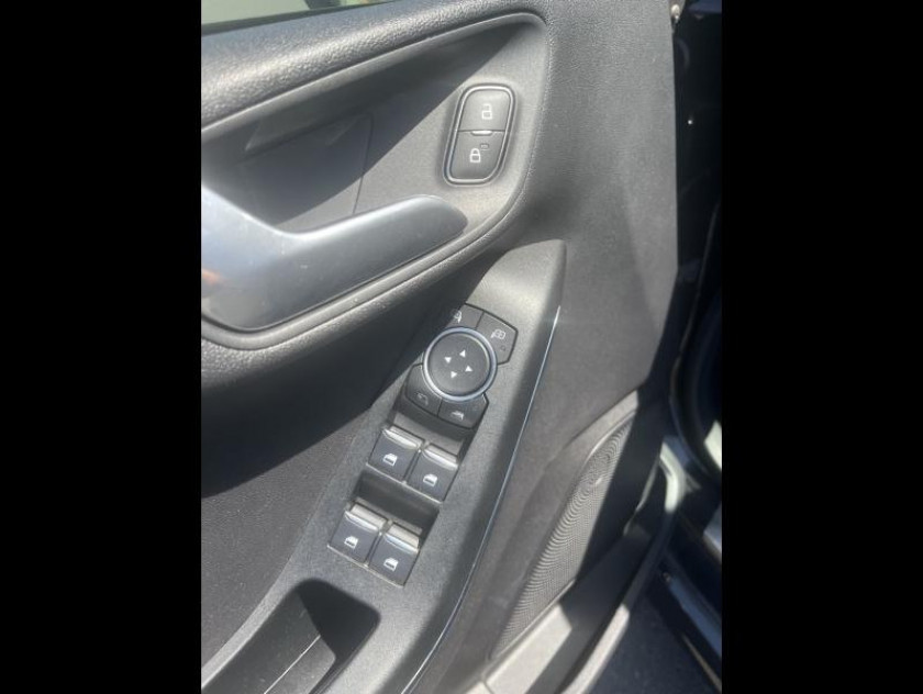 Ford Fiesta 1.0 Ecoboost 95ch St-line 3p - Visuel #12