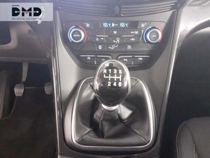 Ford Kuga 2.0 Tdci 150ch Stop&start Titanium 4x2 - Visuel #8