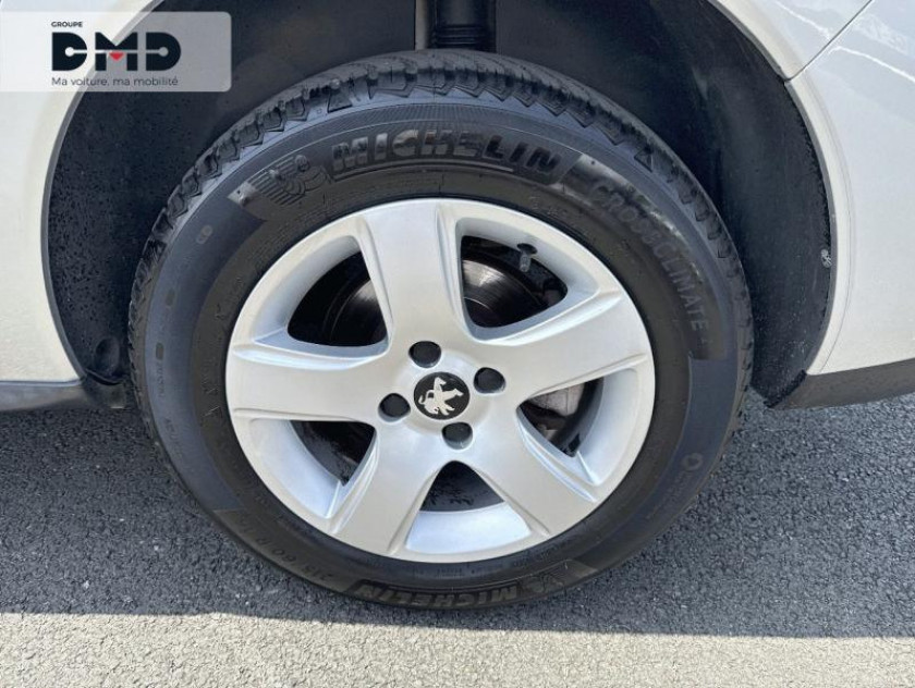 Peugeot 3008 1.6 Bluehdi 120ch Allure S&s - Visuel #13