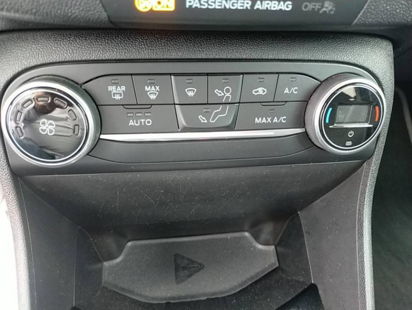 Ford Fiesta 1.5 Tdci 85ch Stop&start B&o Play First Edition 5p - Visuel #16