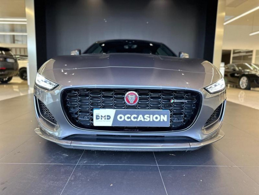 Jaguar F-type Coupe 5.0 V8 450ch R-dynamic Black Bva8 - Visuel #3