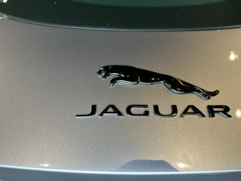 Jaguar F-type Coupe 5.0 V8 450ch R-dynamic Black Bva8 - Visuel #14