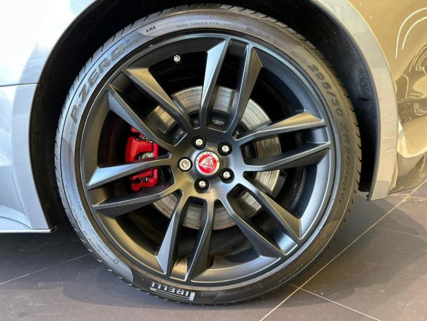 Jaguar F-type Coupe 5.0 V8 450ch R-dynamic Black Bva8 - Visuel #13