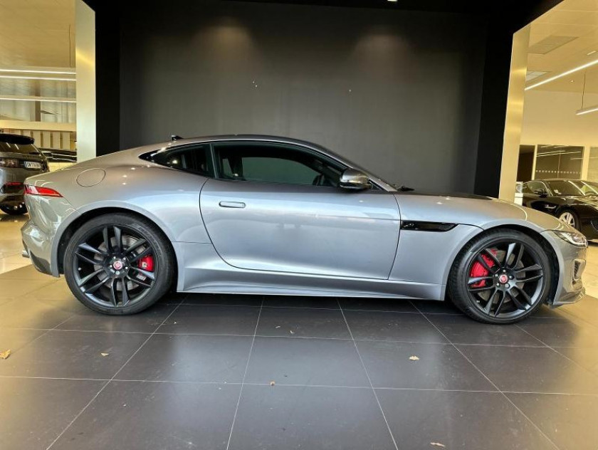 Jaguar F-type Coupe 5.0 V8 450ch R-dynamic Black Bva8 - Visuel #6