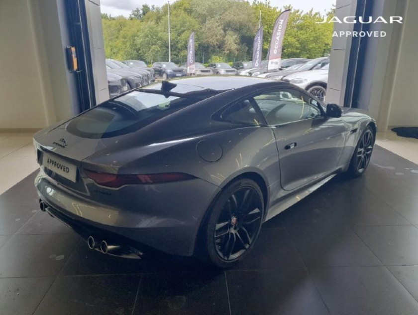 Jaguar F-type Coupe 5.0 V8 450ch R-dynamic Black Bva8 - Visuel #2