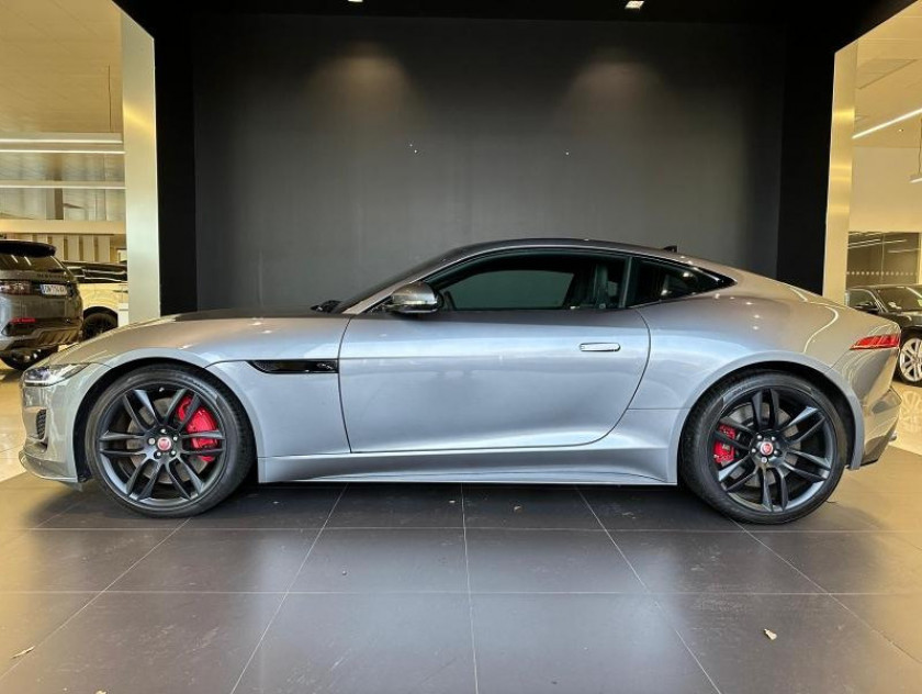 Jaguar F-type Coupe 5.0 V8 450ch R-dynamic Black Bva8 - Visuel #4
