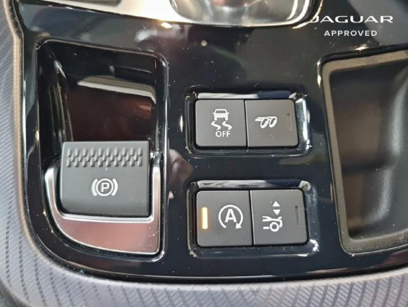 Jaguar F-type Coupe 5.0 V8 450ch R-dynamic Black Bva8 - Visuel #16