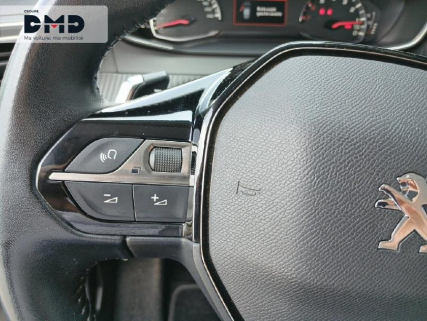 Peugeot 2008 1.2 Puretech 130ch S&s Roadtrip Eat8 - Visuel #16