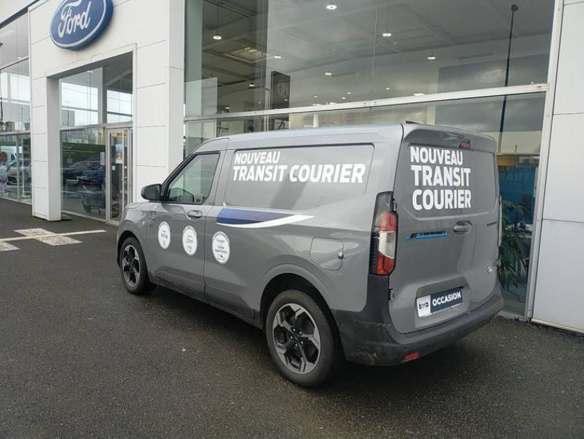 Ford Transit Courier Electrique 100 Kw 136ch Limited - Visuel #3
