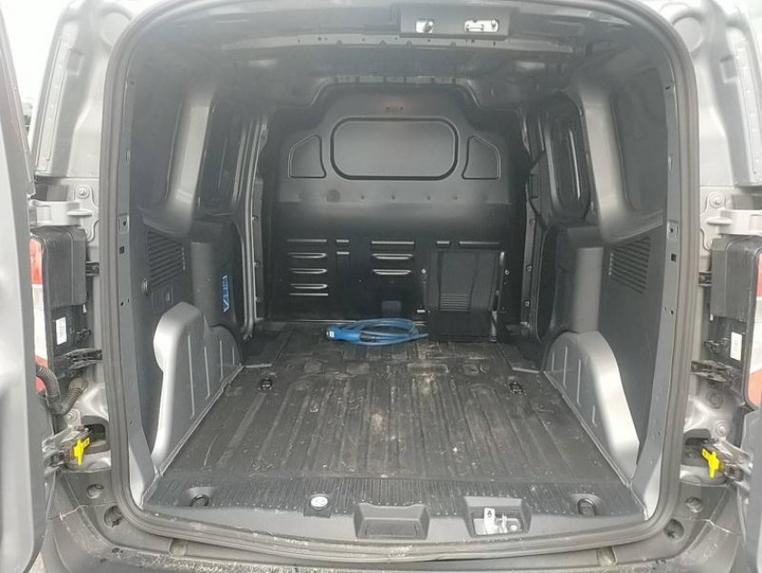 Ford Transit Courier Electrique 100 Kw 136ch Limited - Visuel #11
