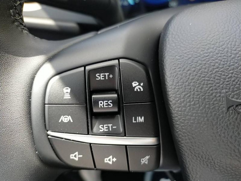 Ford Kuga 2.5 Duratec 190ch Fhev Titanium Bva I-awd - Visuel #17