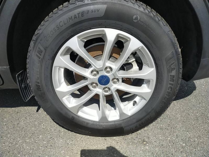 Ford Kuga 2.5 Duratec 190ch Fhev Titanium Bva I-awd - Visuel #13