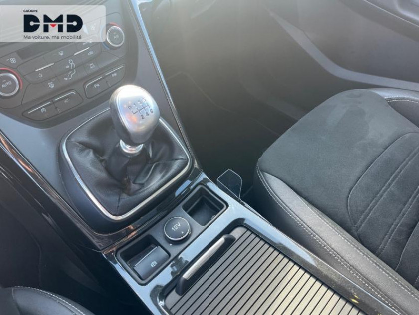 Ford Kuga 1.5 Ecoboost 150ch Stop&start St-line 4x2 - Visuel #9
