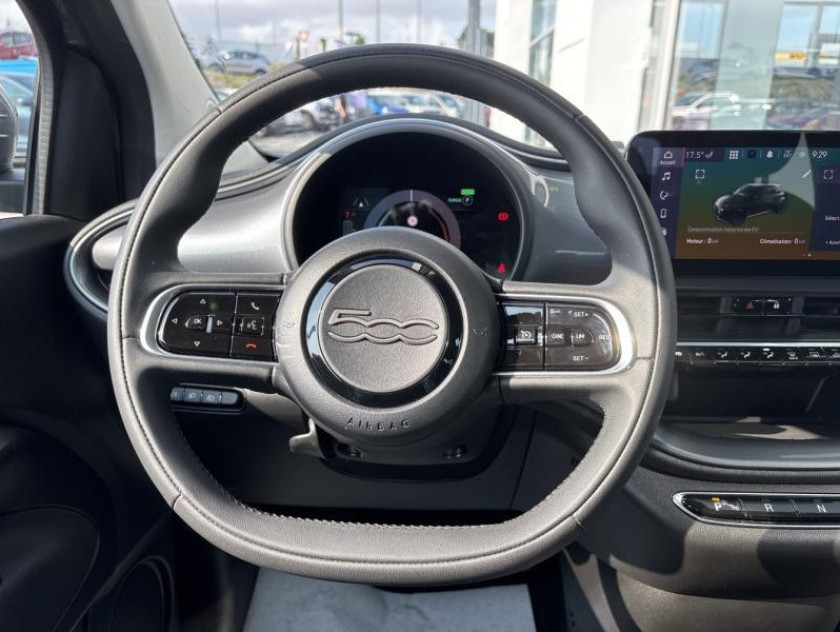 Fiat 500 E 118ch Pack Confort & Style & Tech My23 - Visuel #10