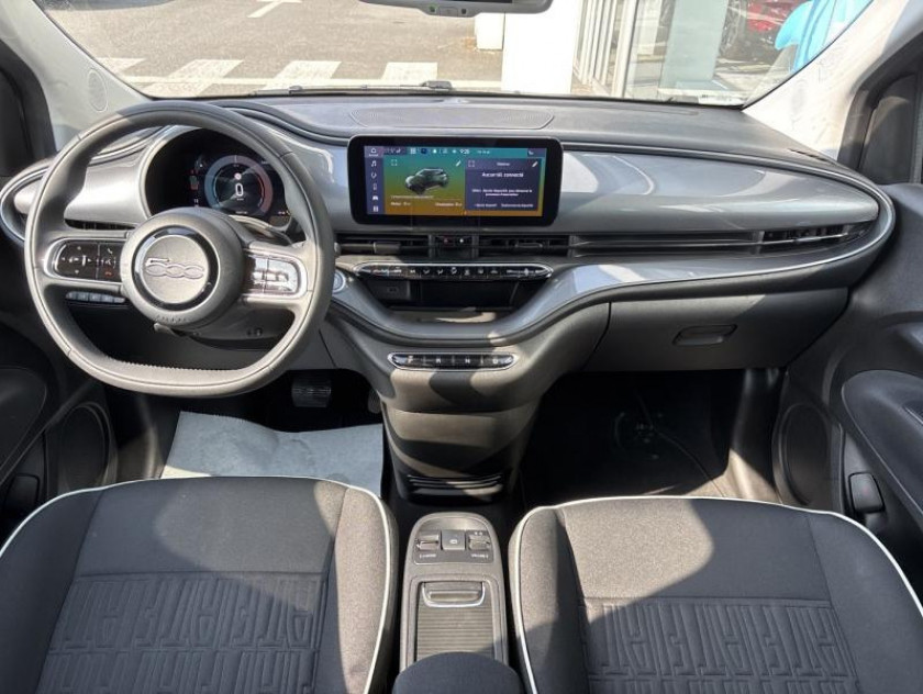 Fiat 500 E 118ch Pack Confort & Style & Tech My23 - Visuel #7