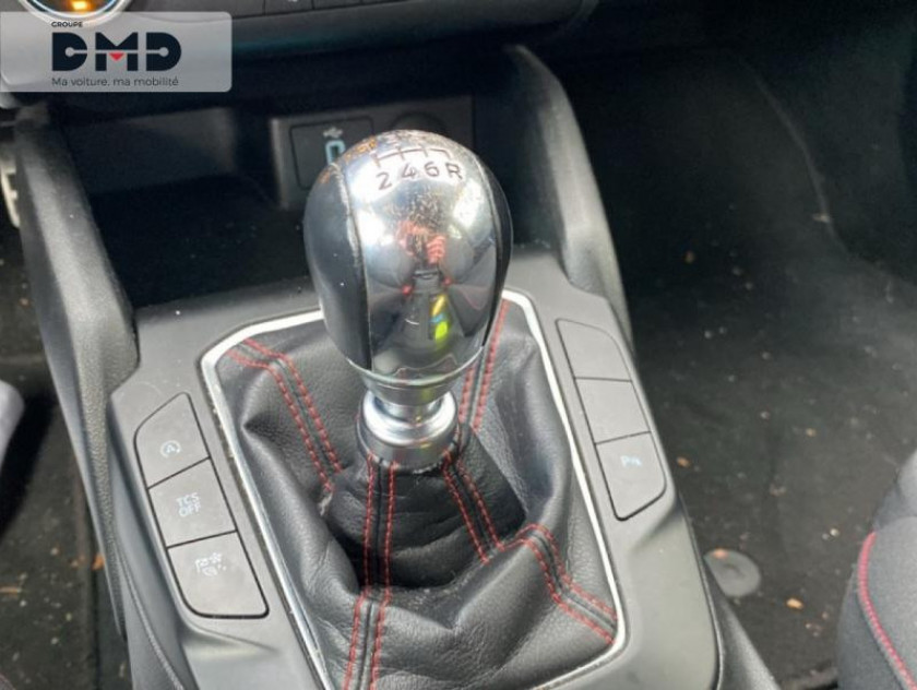 Ford Focus 1.0 Ecoboost 125ch St-line - Visuel #8