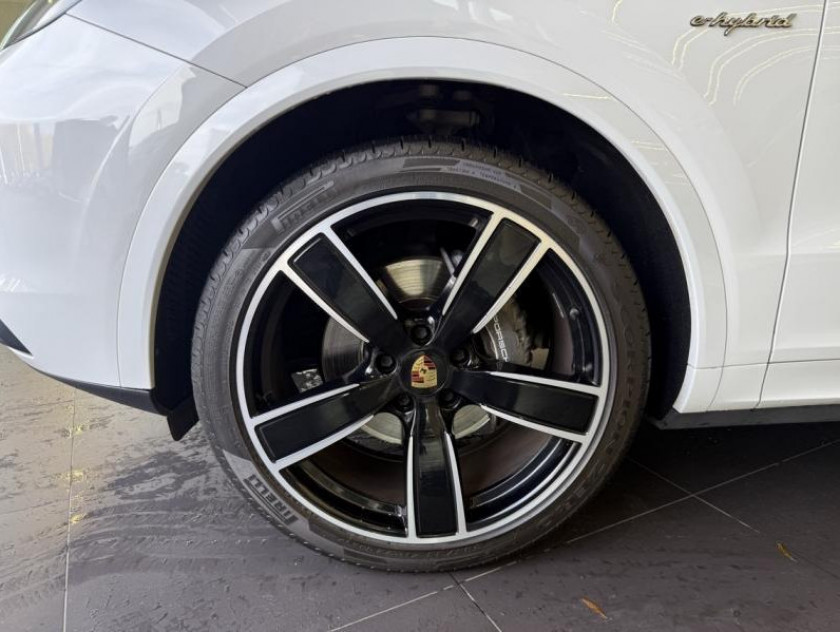 Porsche Cayenne Coupe 3.0 V6 462ch E-hybrid - Visuel #13