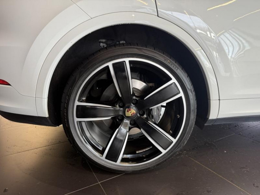 Porsche Cayenne Coupe 3.0 V6 462ch E-hybrid - Visuel #16
