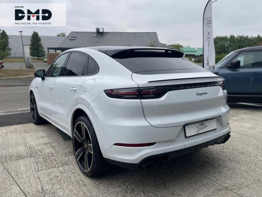 Porsche Cayenne Coupe 3.0 V6 462ch E-hybrid - Visuel #3