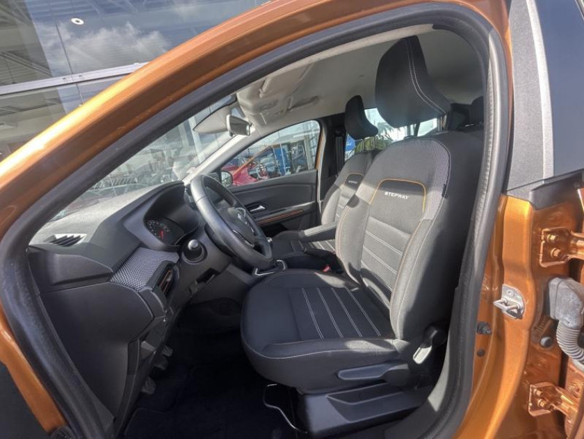 Dacia Sandero 1.0 Tce 90ch Stepway Confort - Visuel #7