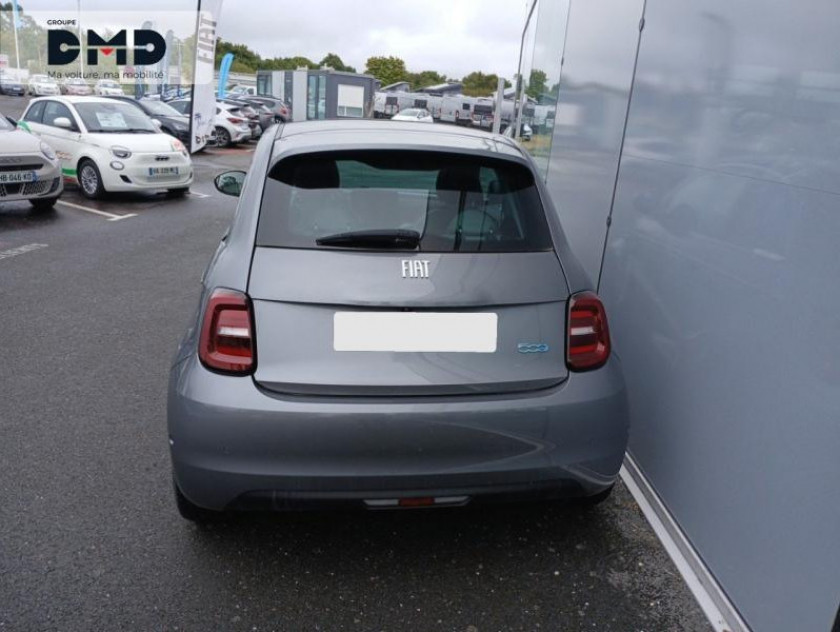Fiat 500 E 118ch Pack Confort & Style My23 - Visuel #11