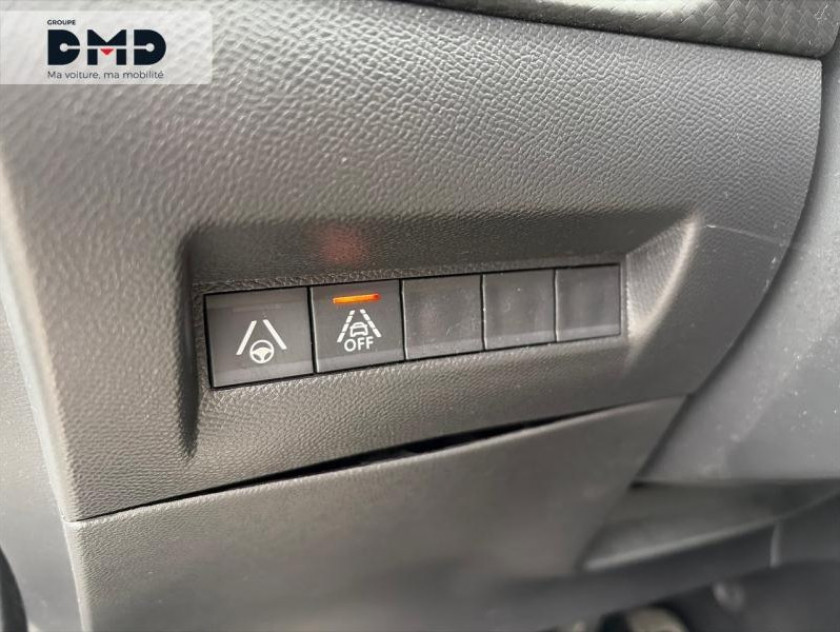 Peugeot 2008 E-2008 136ch Gt Pack - Visuel #19