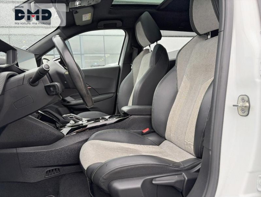 Peugeot 2008 E-2008 136ch Gt Pack - Visuel #9