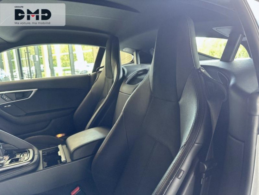Jaguar F-type Coupe 2.0 T 300ch R-dynamic Bva8 - Visuel #9