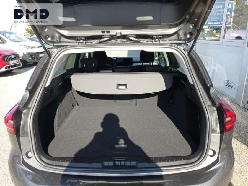 Ford Focus 1.0 Flexifuel Mhev 125ch Titanium X Business - Visuel #4