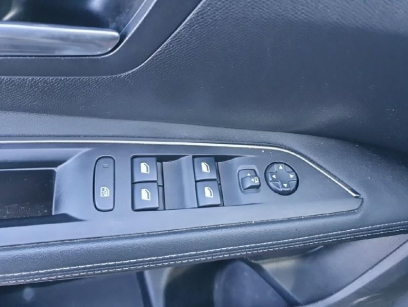 Peugeot 3008 1.5 Bluehdi 130ch E6.c Allure S&s - Visuel #7