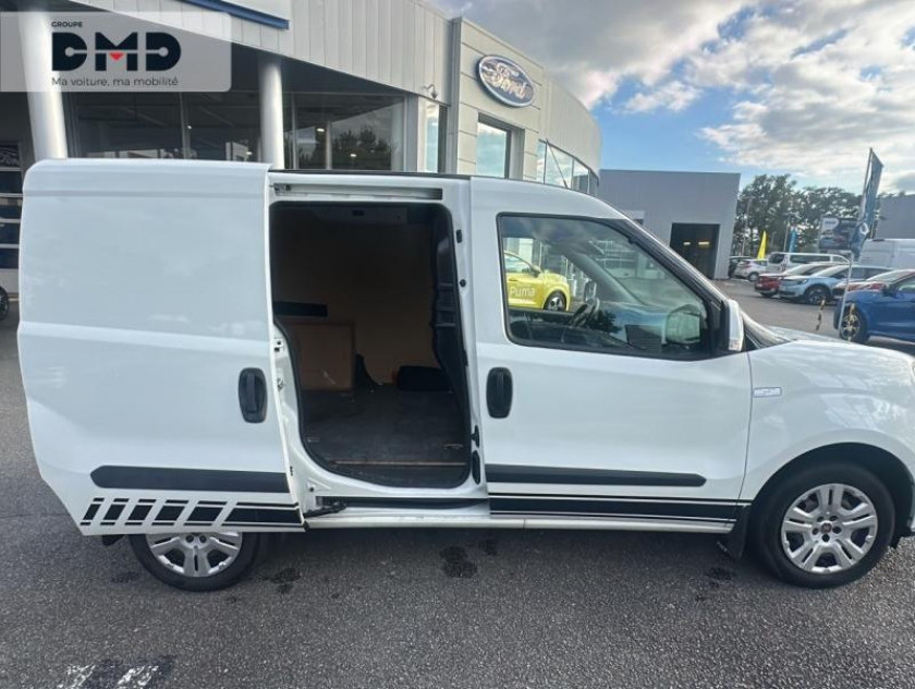 Fiat Doblo Cargo 1.3 Multijet 95ch Pack Professional Trio Nav E6 - Visuel #10