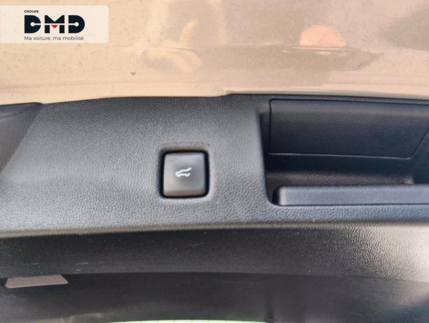 Ford Kuga 2.5 Duratec 180ch Hybrid Flexifuel St-line X Powershift - Visuel #15