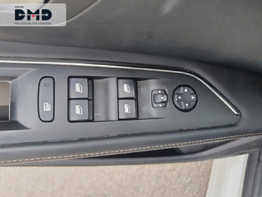 Peugeot 3008 1.6 Thp 165ch Gt Line S&s Eat6 - Visuel #15