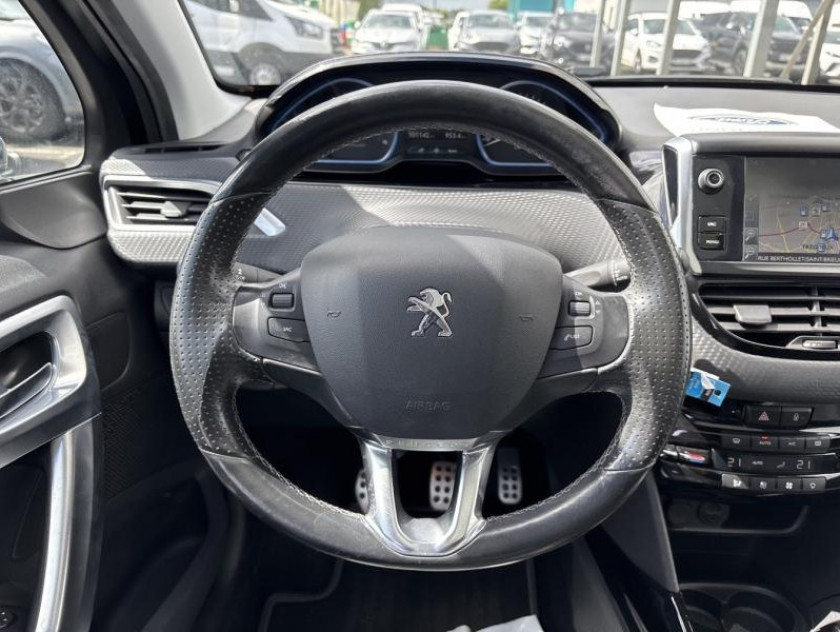 Peugeot 2008 1.6 Bluehdi 100ch Allure - Visuel #6