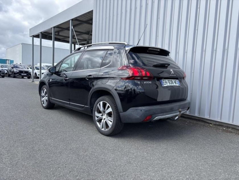 Peugeot 2008 1.6 Bluehdi 100ch Allure - Visuel #3